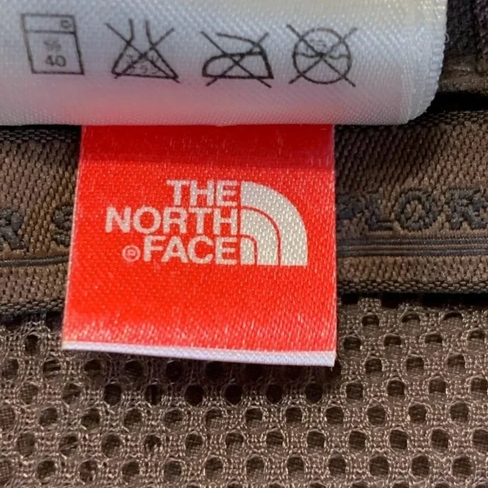 The North Face Men's Hydrenalite Two Tone Red Long Sleeve Hooded Jacket‎ Size M